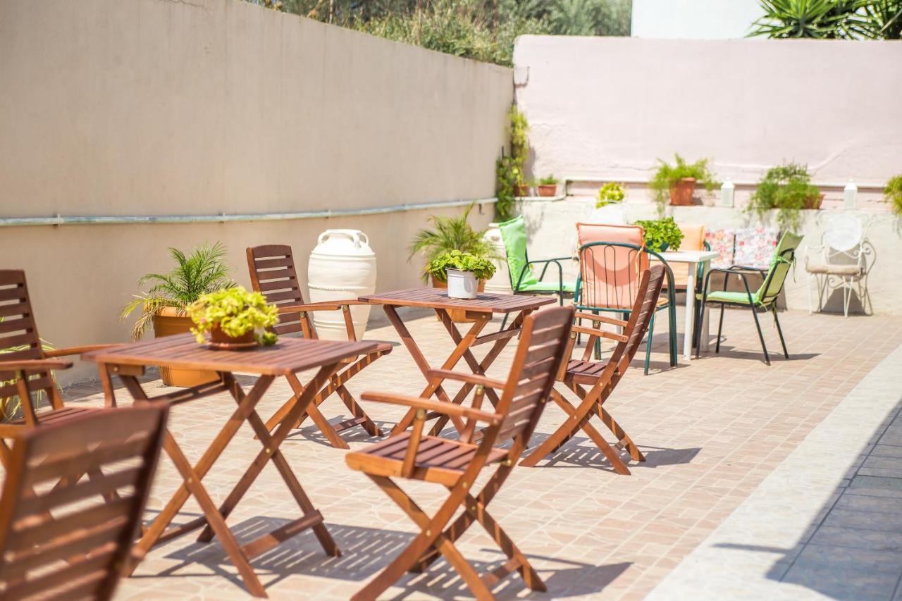Iatridis Studios Faliraki (Adults Only) Exteriér fotografie